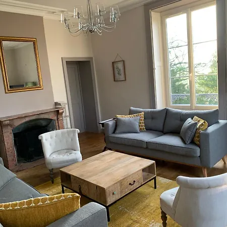 Grande Maison Familiale, 5 Chambres, Jardin, Proche 24 Du Mans Et Abbaye De Solesmes. - Fr-1-410-427 Vakantiehuis