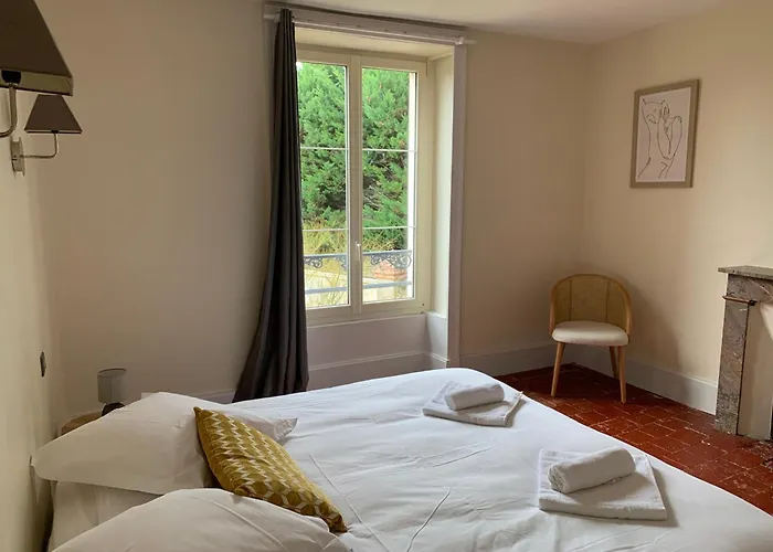 Grande Maison Familiale, 5 Chambres, Jardin, Proche 24 Du Mans Et Abbaye De Solesmes. - Fr-1-410-427 * Juigné-sur-Sarthe