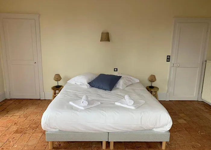 בית נופש Grande Maison Familiale, 5 Chambres, Jardin, Proche 24 Du Mans Et Abbaye De Solesmes. - Fr-1-410-427 *